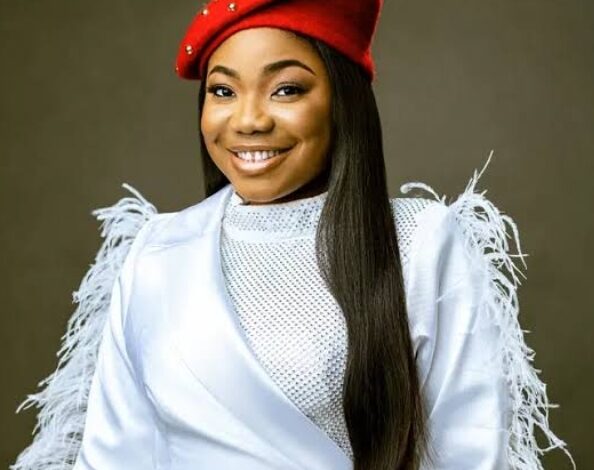 Mercy Chinwo biography